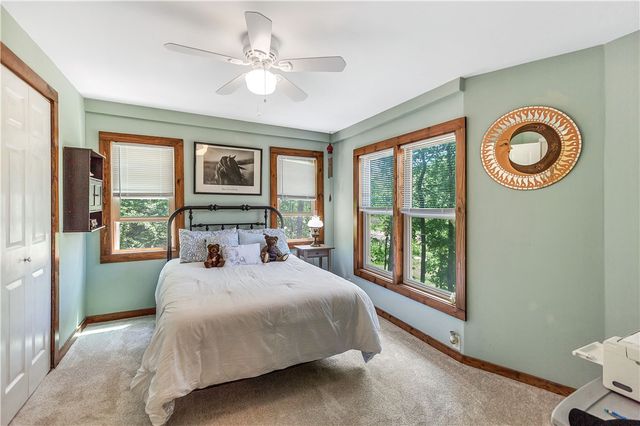 110 Lakeshore Lane, Seneca, SC 29678