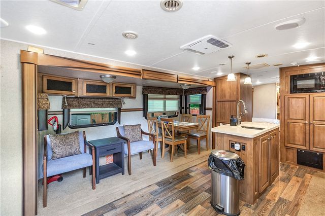 110 Lakeshore Lane, Seneca, SC 29678
