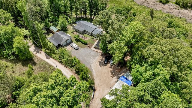 110 Lakeshore Lane, Seneca, SC 29678