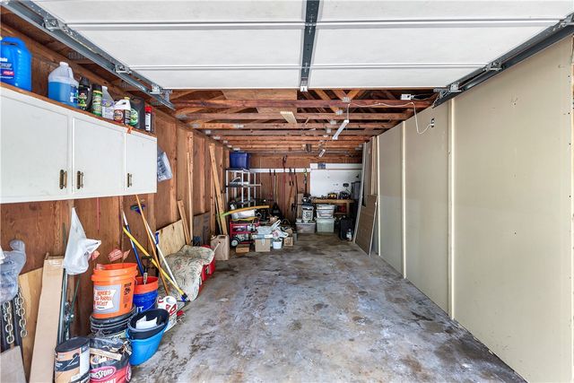 110 Lakeshore Lane, Seneca, SC 29678