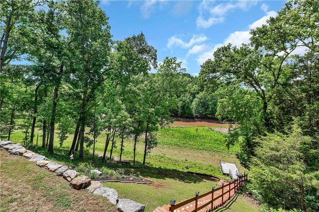 110 Lakeshore Lane, Seneca, SC 29678