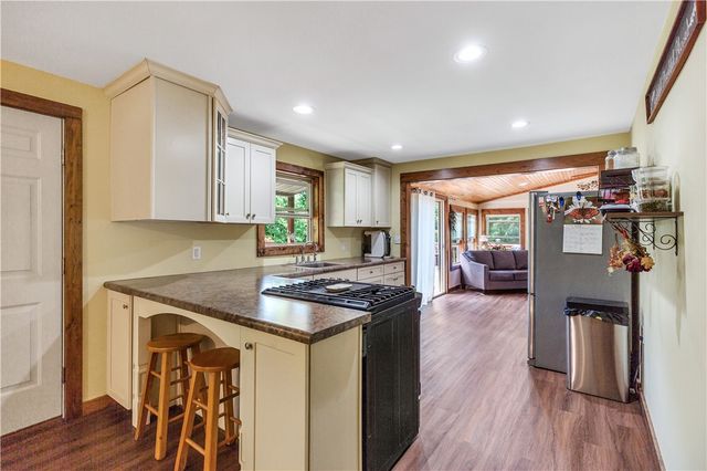 110 Lakeshore Lane, Seneca, SC 29678