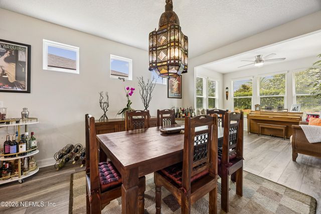 10683 TOWN VIEW Drive, Jacksonville, FL 32256