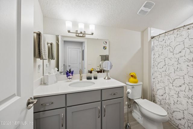 10683 TOWN VIEW Drive, Jacksonville, FL 32256