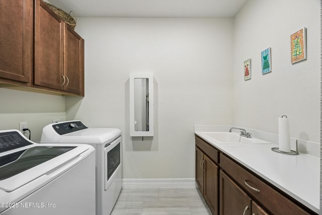 10683 TOWN VIEW Drive, Jacksonville, FL 32256
