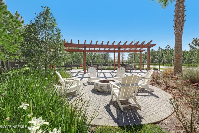 10683 TOWN VIEW Drive, Jacksonville, FL 32256