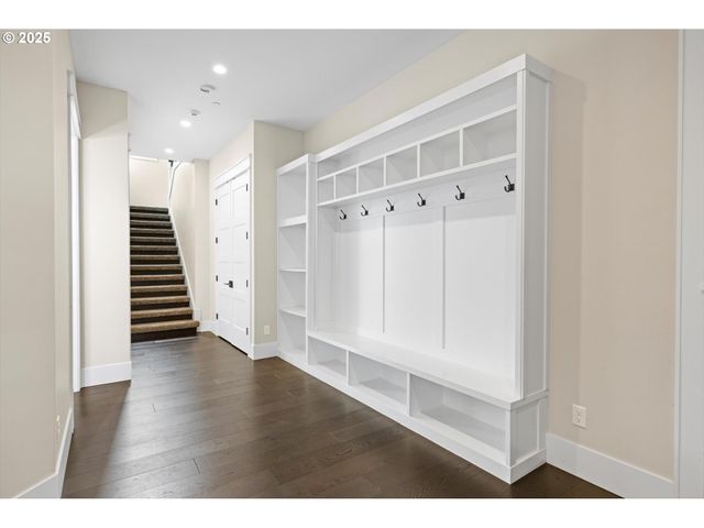 900 Nw 216TH St, Ridgefield, WA 98642