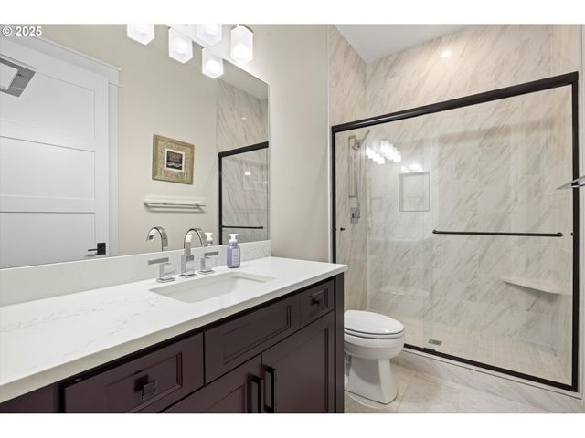 900 Nw 216TH St, Ridgefield, WA 98642