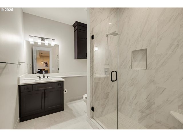 900 Nw 216TH St, Ridgefield, WA 98642