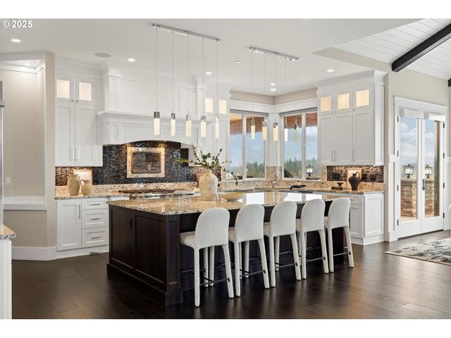 900 Nw 216TH St, Ridgefield, WA 98642