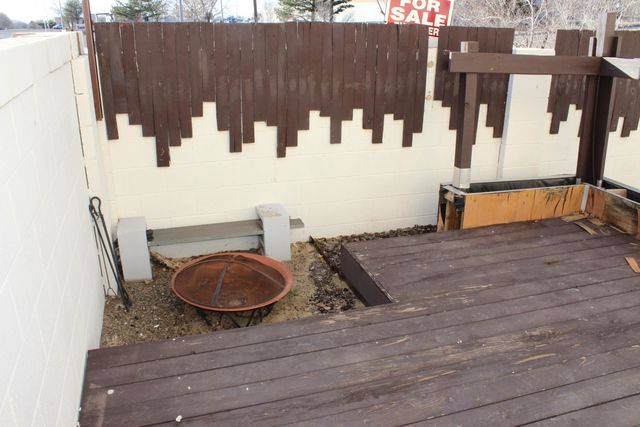 215 Lanier Drive SE, Albuquerque, NM 87123