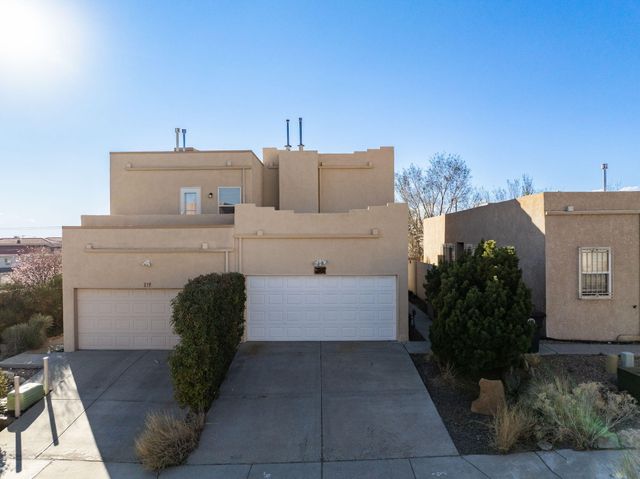 215 Lanier Drive SE, Albuquerque, NM 87123