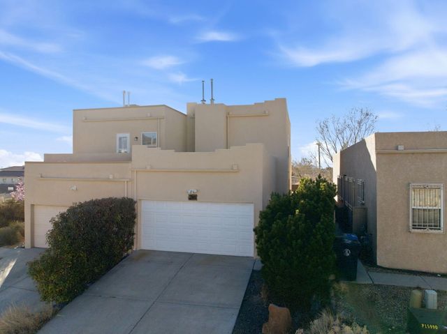 215 Lanier Drive SE, Albuquerque, NM 87123