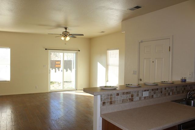 215 Lanier Drive SE, Albuquerque, NM 87123