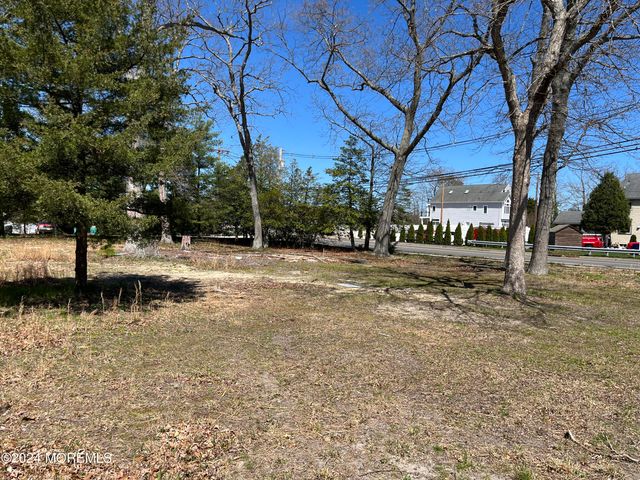 456 Princeton Avenue, Brick, NJ 08724