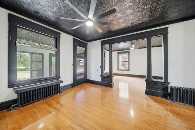 1706 6th Avenue, Des Moines, IA 50314