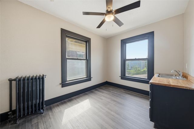 1706 6th Avenue, Des Moines, IA 50314