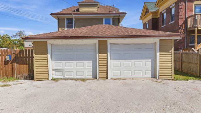1706 6th Avenue, Des Moines, IA 50314