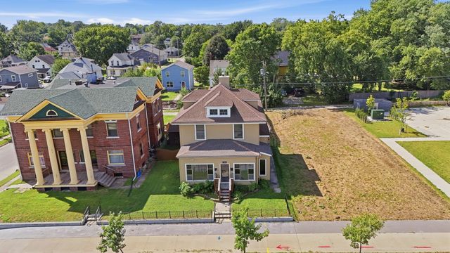 1706 6th Avenue, Des Moines, IA 50314