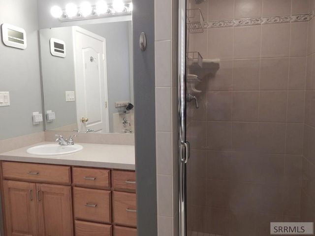 3730 Creekside Drive, Idaho Falls, ID 83404