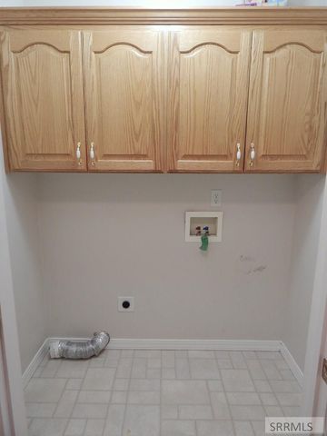 3730 Creekside Drive, Idaho Falls, ID 83404