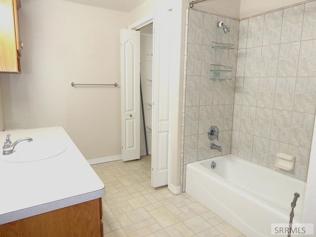 3730 Creekside Drive, Idaho Falls, ID 83404