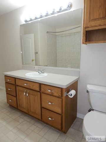 3730 Creekside Drive, Idaho Falls, ID 83404