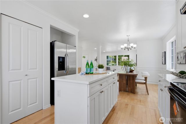 22364 NE 101st Place, Redmond, WA 98053