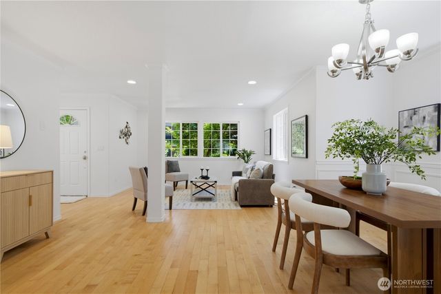 22364 NE 101st Place, Redmond, WA 98053
