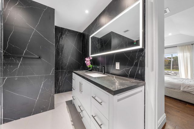 17873 Fieldbrook Circle W, Boca Raton, FL 33496