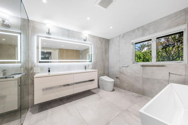 17873 Fieldbrook Circle W, Boca Raton, FL 33496