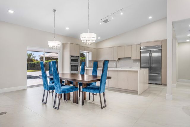 17873 Fieldbrook Circle W, Boca Raton, FL 33496