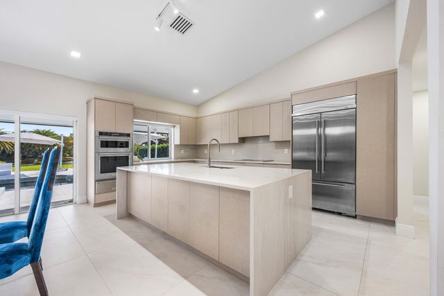 17873 Fieldbrook Circle W, Boca Raton, FL 33496