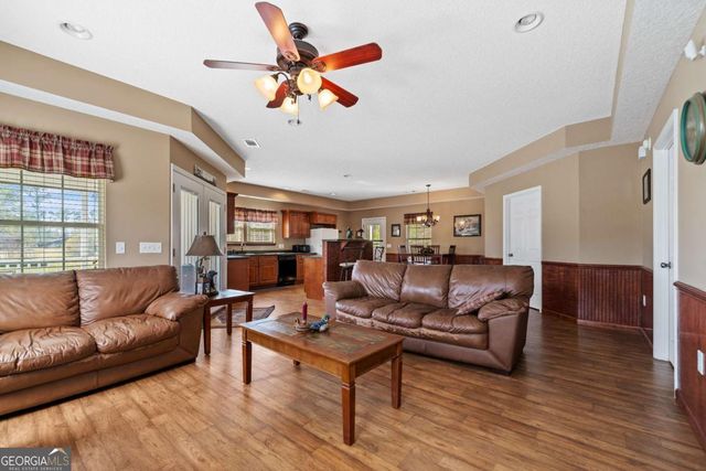 84 Satilla Church Road, Baxley, GA 31513