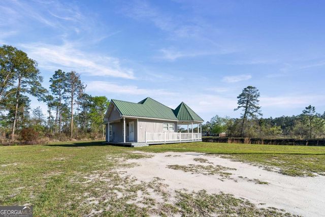 84 Satilla Church Road, Baxley, GA 31513
