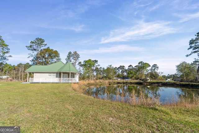 84 Satilla Church Road, Baxley, GA 31513
