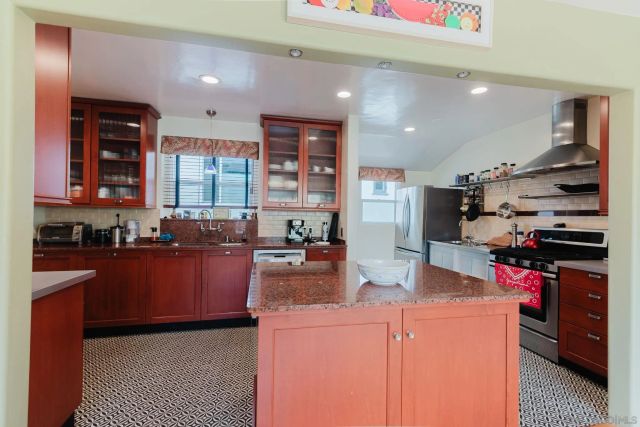 4575 Alice St., San Diego, CA 92115