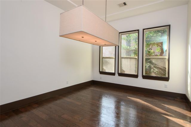30 Freestone Stream Place, Spring, TX 77389