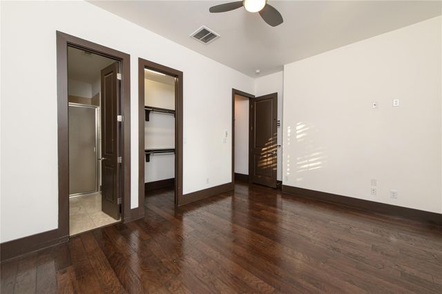 30 Freestone Stream Place, Spring, TX 77389