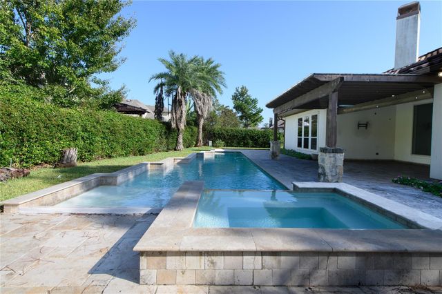 30 Freestone Stream Place, Spring, TX 77389