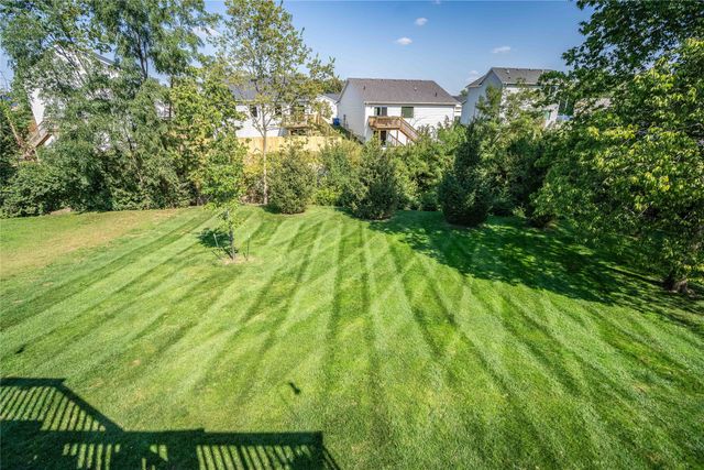 3017 Timber Hill Court, Des Moines, IA 50320