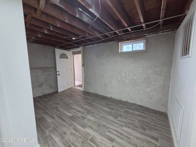 1 George Street 3, Jamesburg, NJ 08831