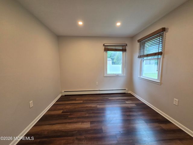 1 George Street 3, Jamesburg, NJ 08831