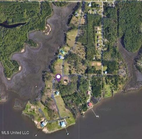 Ascot Drive, Biloxi, MS 39532