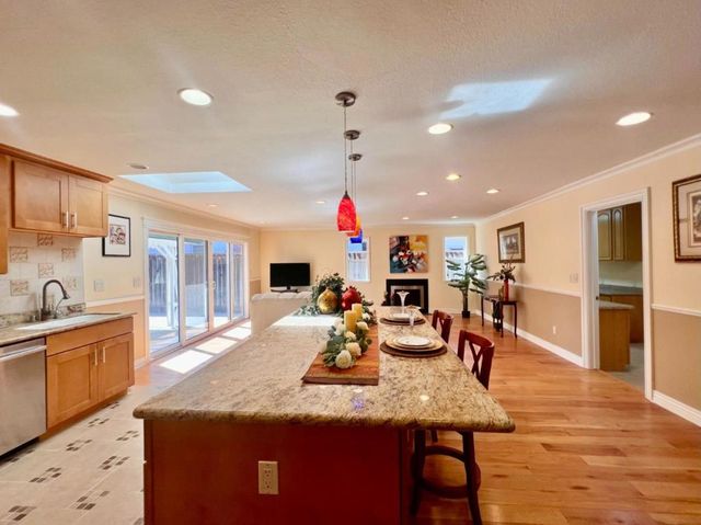 6374 Wisteria Way, San Jose, CA 95129