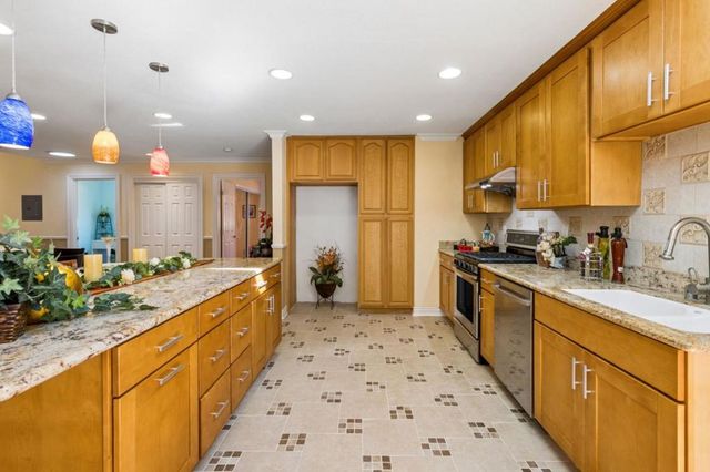 6374 Wisteria Way, San Jose, CA 95129