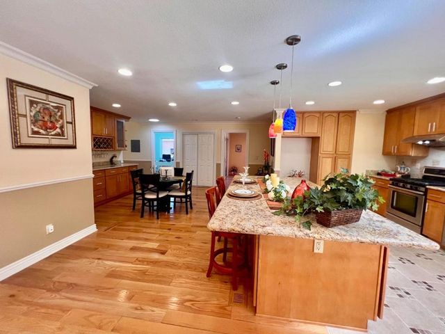 6374 Wisteria Way, San Jose, CA 95129