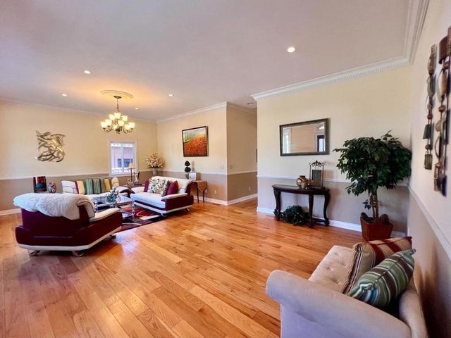 6374 Wisteria Way, San Jose, CA 95129
