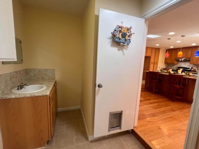 6374 Wisteria Way, San Jose, CA 95129