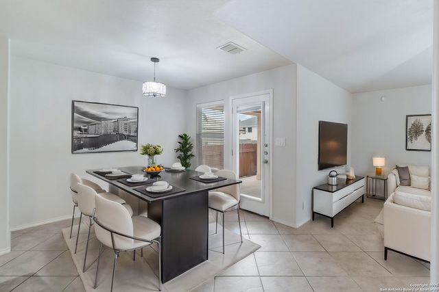 7326 Concerto Dr, San Antonio, TX 78266